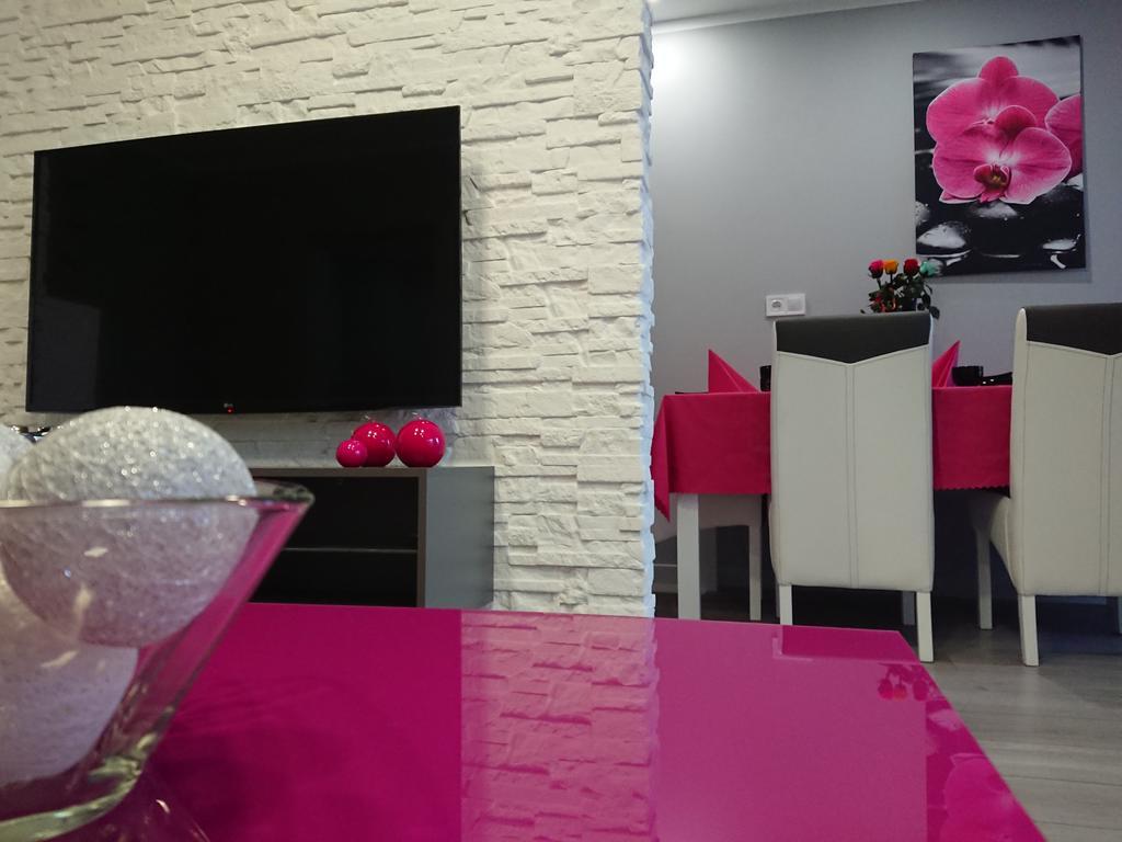 Apartament Exclusive Appartement Kielce Buitenkant foto